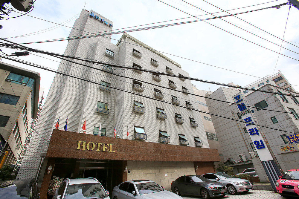 Prime Seocho Hotel 3*
